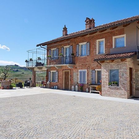Agriturismo Cascina Sciulun Monforte dʼAlba Exteriör bild