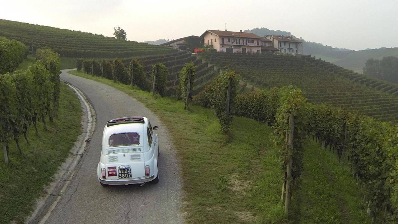 Agriturismo Cascina Sciulun Monforte dʼAlba Exteriör bild