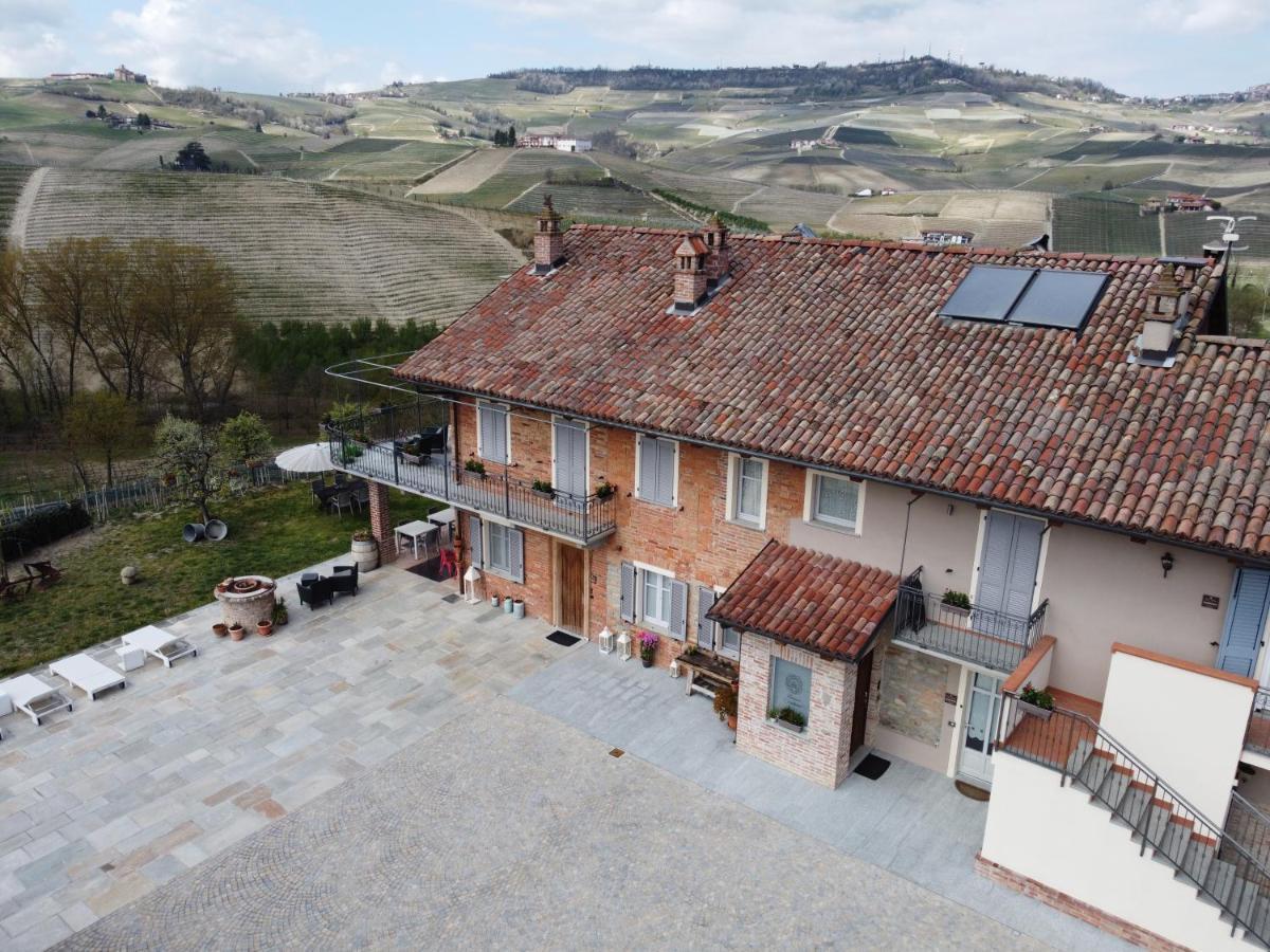 Agriturismo Cascina Sciulun Pensionat Monforte dʼAlba Exteriör bild